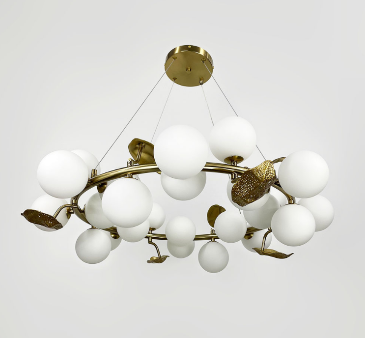 Кільцева люстра з 24 білими плафонами та листочками Ø 80 см MJ 218-800 AB, фото 1