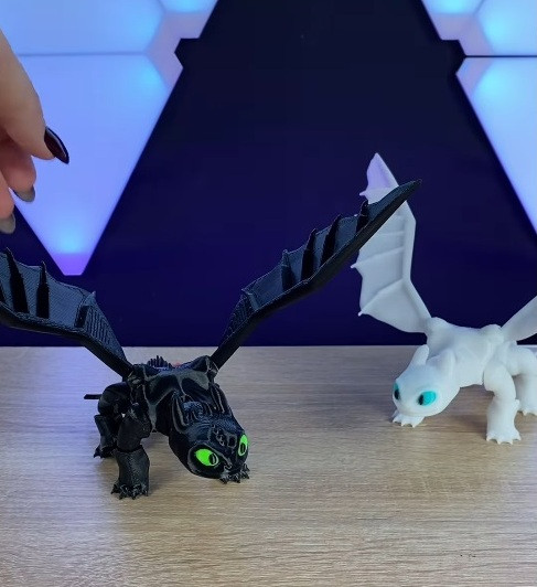 Фігурки дракони Як приборкати дракона. Нічна Фурія та Денна Фурія. 3Д іграшки дракони