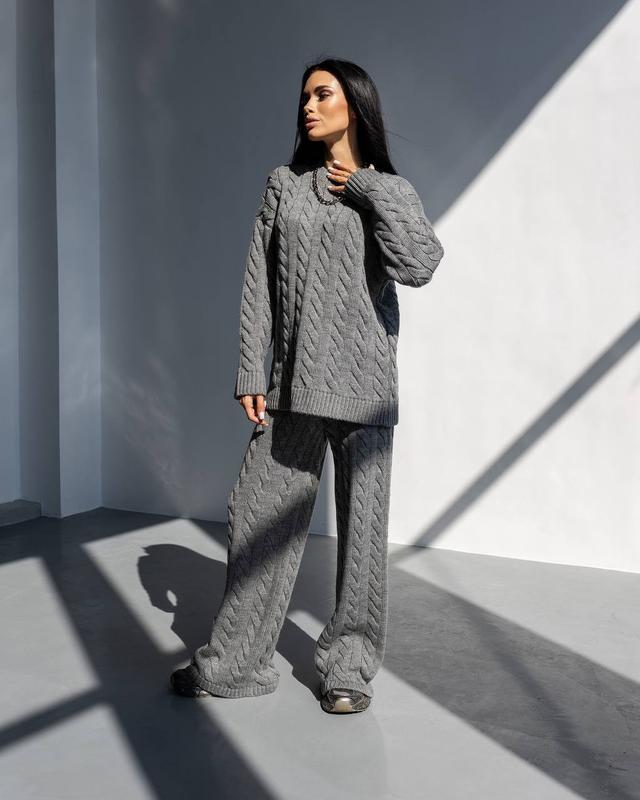 костюм женский вязаній шерстяной свитер коса и штаны