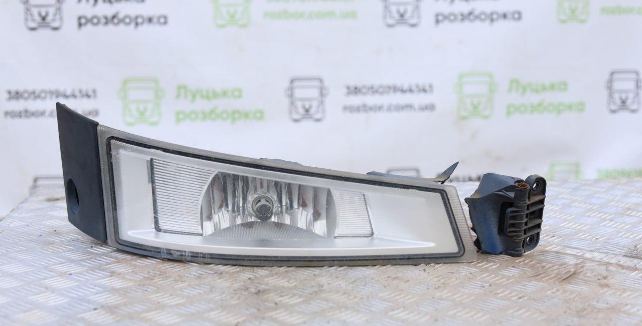 Фара протитуманна (Галоген) R (бите кріплення) б/в VOLVO FM (22332592) оригінал, 250х200х400 мм