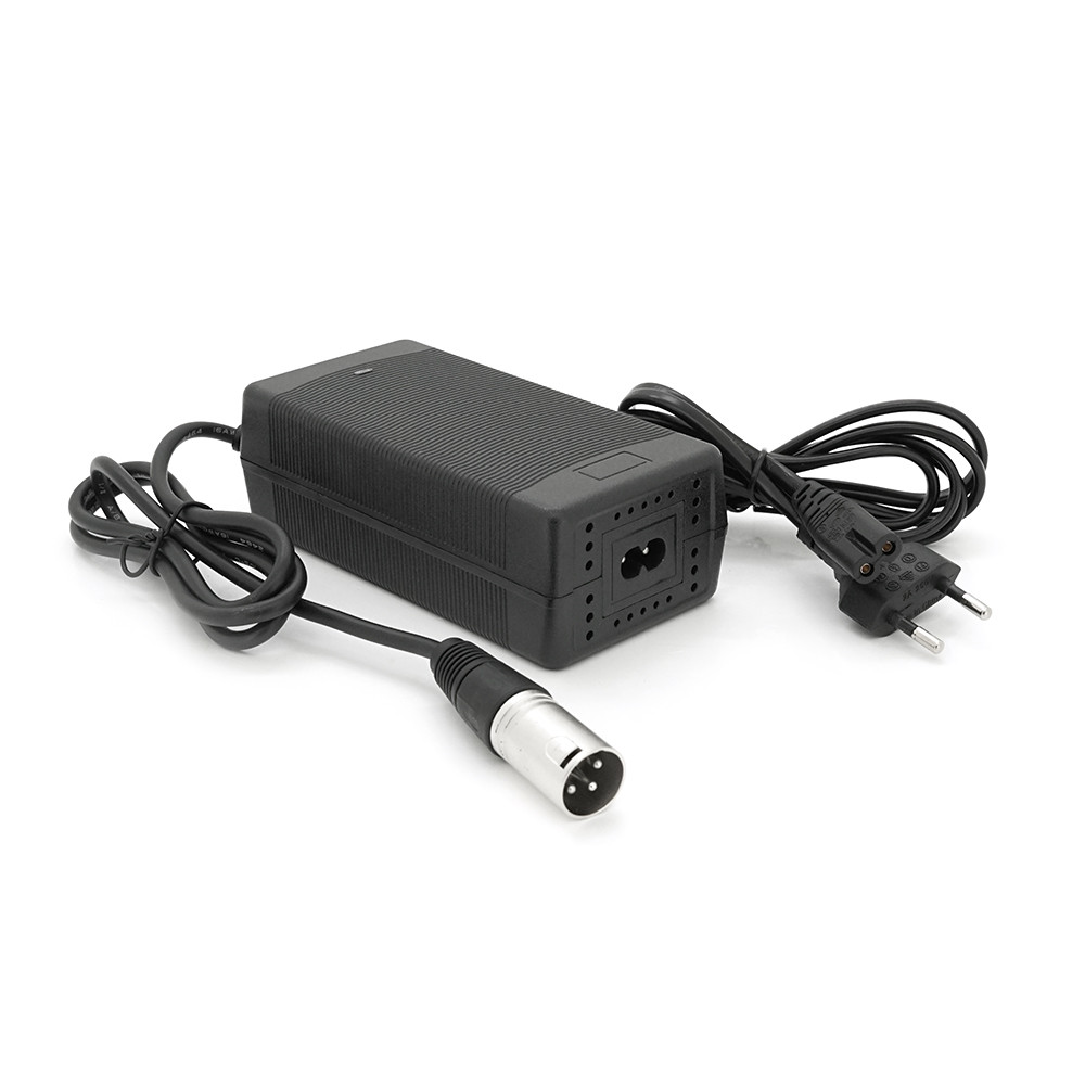 Зарядний пристрій акумуляторів LiFePO4 12V (14.6V), 4S,8A, штекер XLR, з індикацією, 133х67х45mm, 0.3kg, фото 1