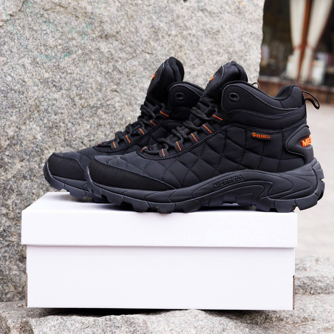 РОЗПРОДАЖ!! ЗИМОВІ Кросівки Черевики Merrell високі з хутром чорні з помаранчем