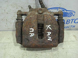 Суппорт передній правий Renault