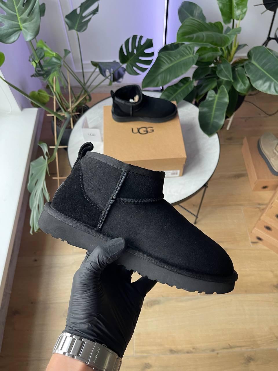 Зимові Черевики UGG Ultra Mini “Black” | чорні, теплі, з хутром, класичні, розміри 36–45