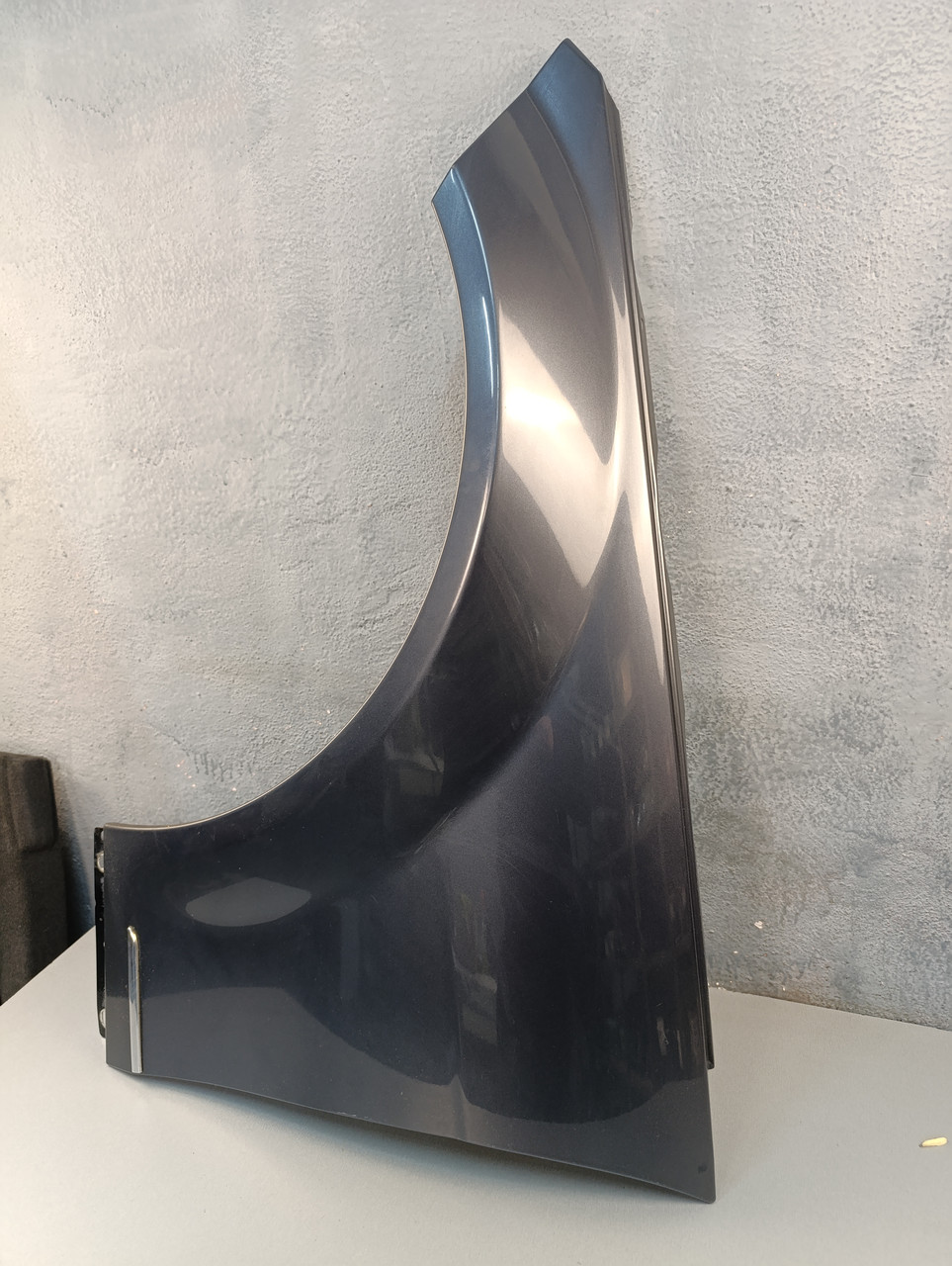 Mercedes-Benz w204 C-class 2011-2014 Крило переднє ліве A204881090