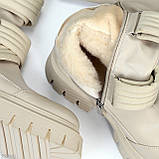 Дизайнерські еластичні стрижні бежеві ботфорти на тракторній підошві, фото 8