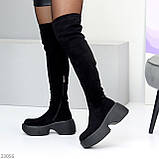 Ефектні високі чорні замшеві ботфорти на платформі єврозима, фото 4