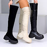 Ефектні високі світлі бежеві ботфорти на платформі єврозима, фото 9