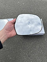 Toyota 4-Runner N210 (Тойота 4-Runner) вкладиш (дзеркальний елемент) дзеркала правого