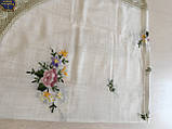 Скатертина вишита на полотні "Квіткова" овальна ручна робота 142*97 см, фото 2