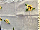 Скатертина сірий льон "Соняшна" прямокутна ручна вишивка 168*128 см, фото 2