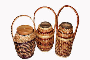 Плетені пляшки, банки