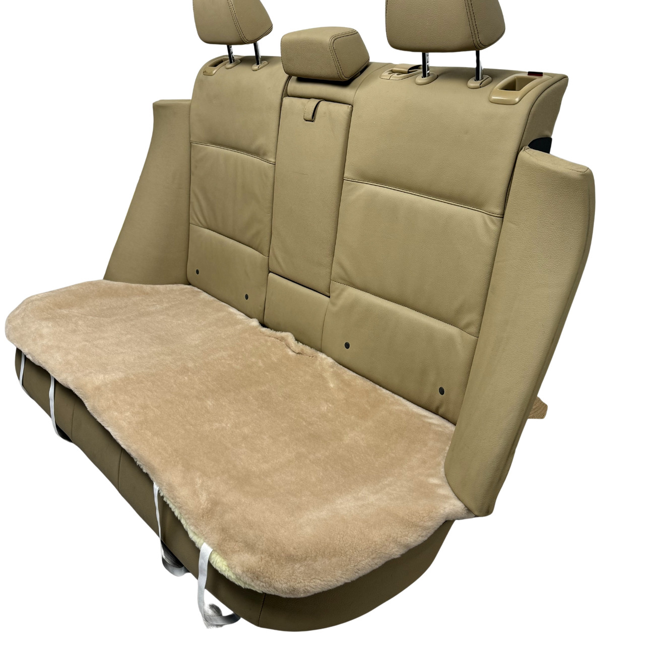 Хутряна накидка універсальний чохол - майка на заднє сидіння авто з овчини (Еко-хутро) бежева