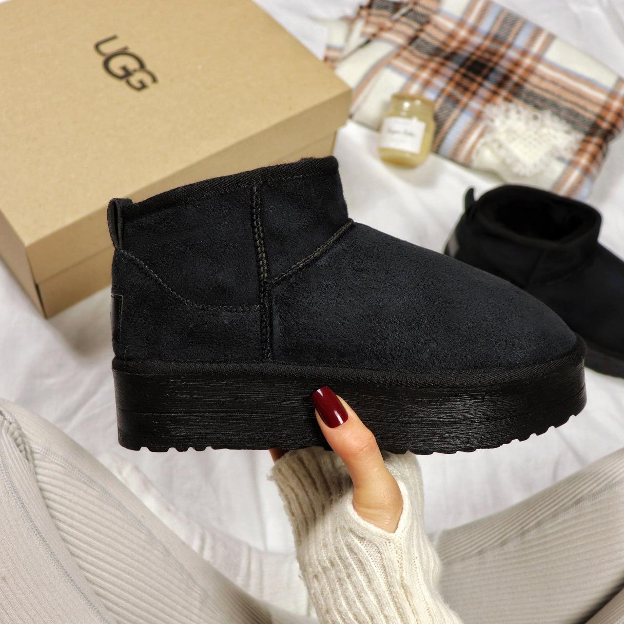 Зимові жіночі UGG Classic Ultra Mini Platform Black Чорні Взуття УГГІ Класік Міні низькі на платформі замша теплий щільний хутро