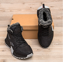 Високі зимові чоловічі туфлі на овчині чорні з сірими вставками