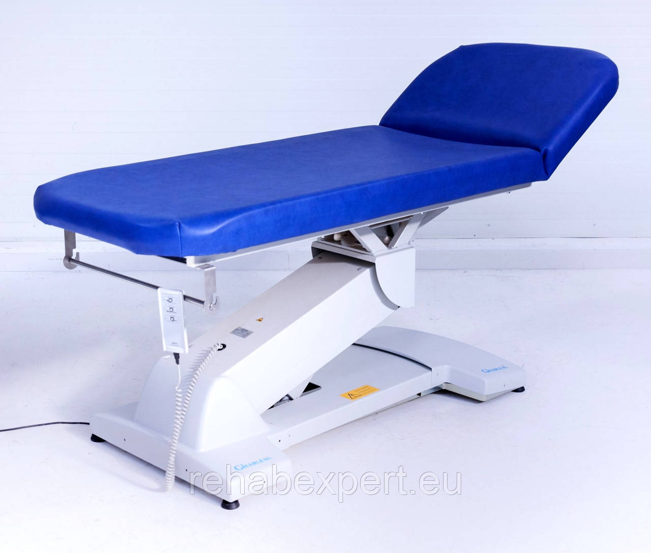 Б/У Електричний стіл для масажу та реабілітації Gharieni 62113AT-0133 Massage Table (Used)