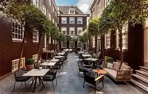 Стільці для кафе, барів, ресторанів