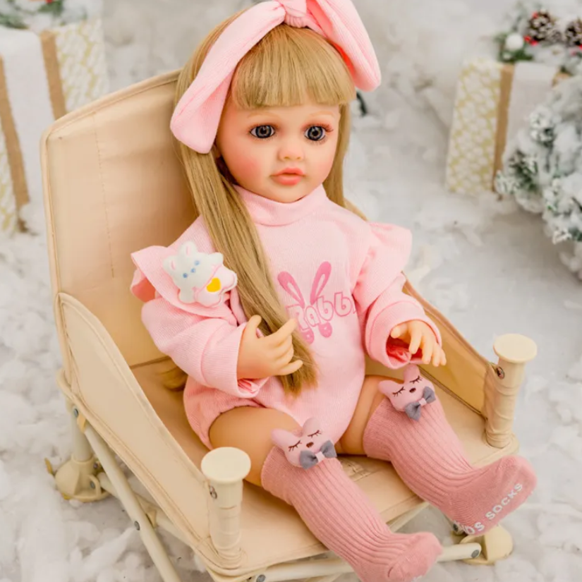 Велика вінілова реалістична лялька ручної роботи Reborn Baby Doll з красивим волоссям та очима., фото 1