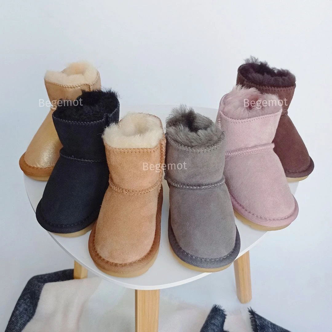 Натуральні дитячі уггі UGG Australia Чорний
