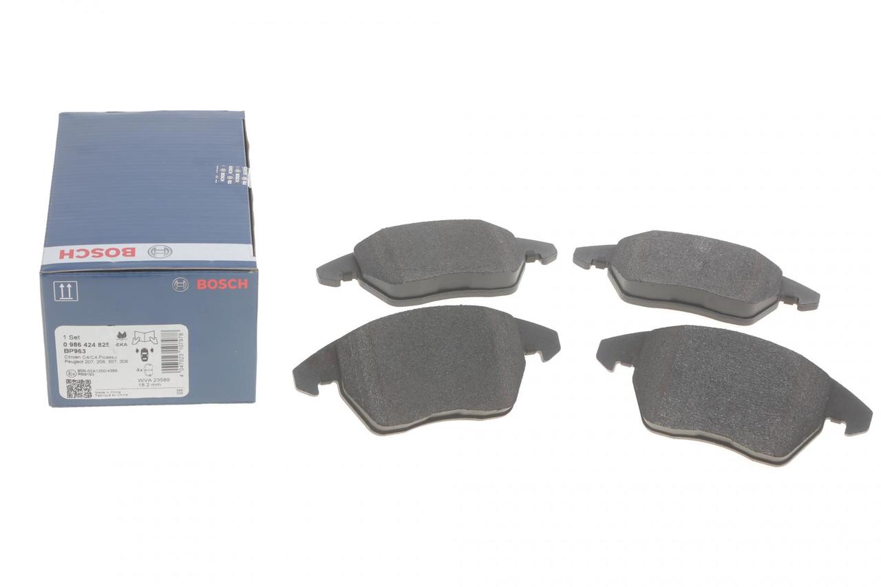 Колодки гальмівні передні Citroen C4 04-11 Peugeot 207 308 07-14 208 12- 307 03-09 3008 09-16 0 986 424 825