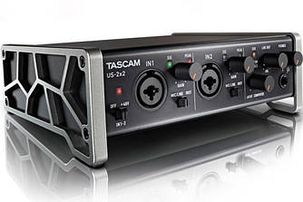 Аудіоінтерфейсинг Tascam US 2×2