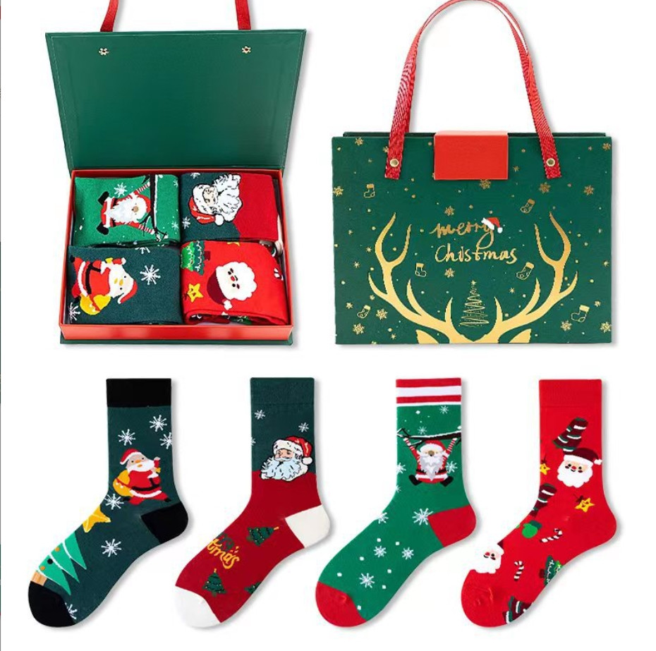 Оригінальний подарунковий набір новорічних шкарпеток
