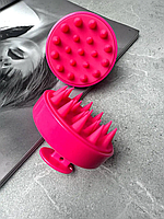 Масажна щітка для миття голови малинова