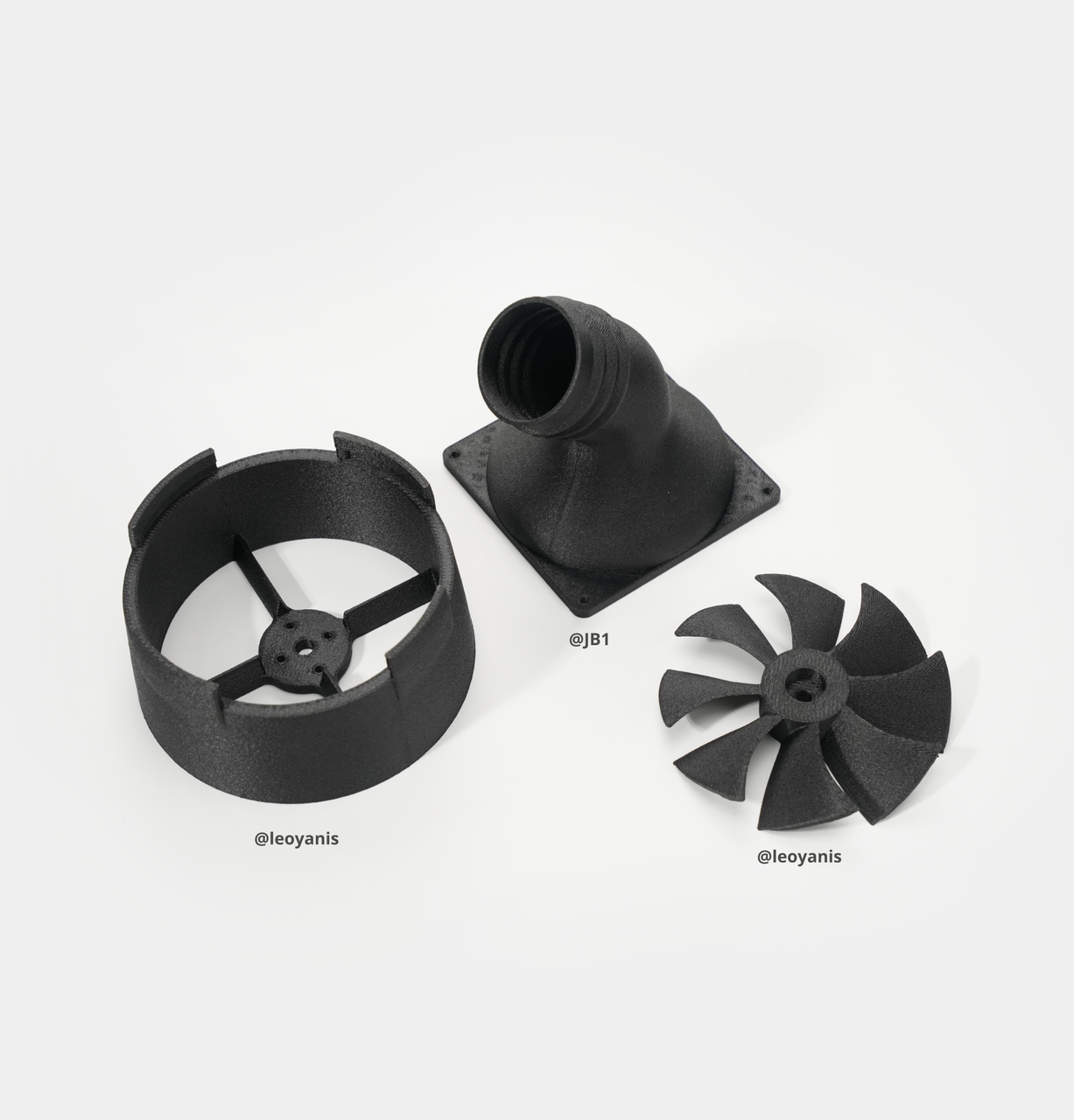 Пластик філамент для 3D-друку Bambu Lab PET-CF Black (71100)