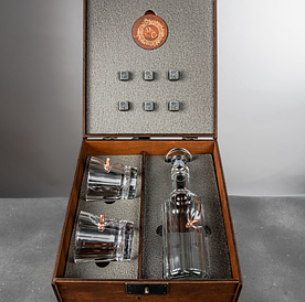 Люкс Leo графин і склянки 2 шт грановані кришталеві і  конусні для віскі з кулею в дерев'яній коробці.