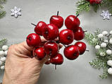Новорічні яблучка глянець червоного кольору 2,3 см, 12 шт /уп., фото 6