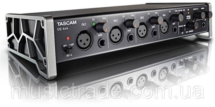 Аудіоінтерфейс Tascam US 4×4