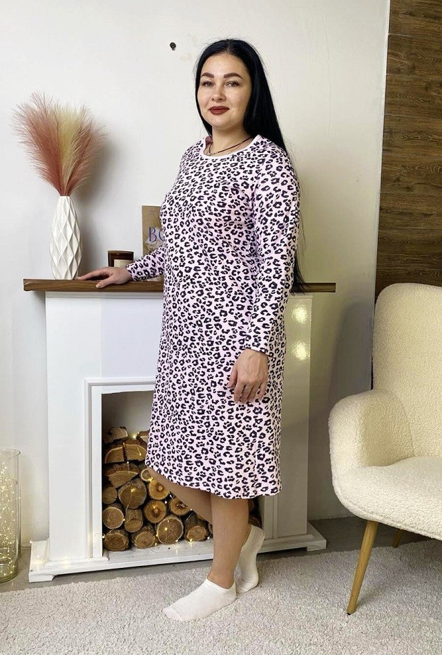 Ночная рубашка женская леопардовая теплая начос батальная розавая р.52-60