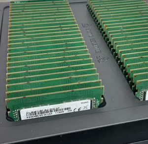 Оперативна пам'ять для ноутбука SODIMM DDR4 16GB PC4-17000 2133MHz