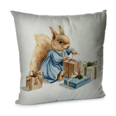 Подушка для дивана 45х45 см Білочка розпаковує подарунки, фото 1