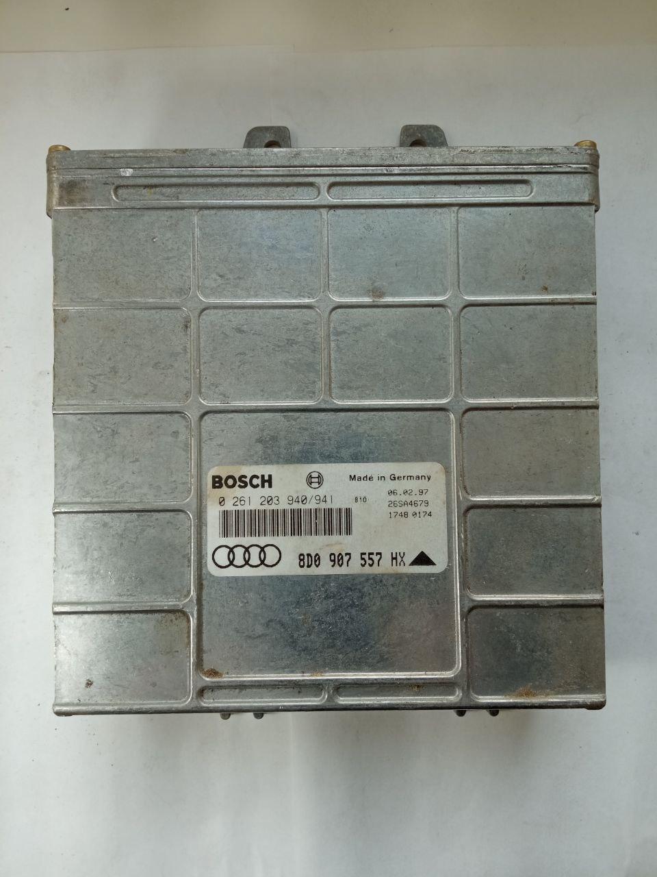 Електронний блок керування Audi Bosch 0 261 203 940/941 / 0261203940/941 / 8D0 907 557 HX / 8D0907557HX
