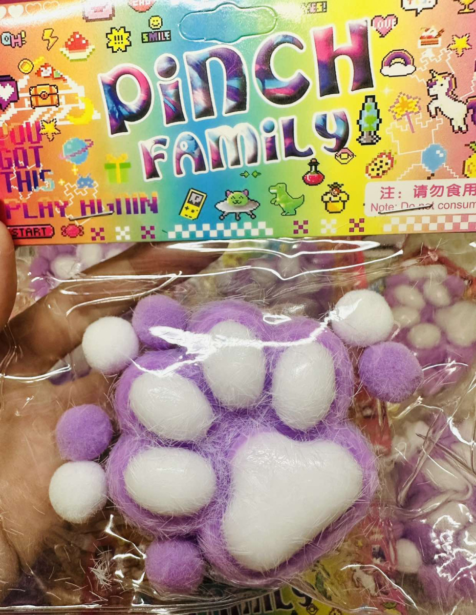 Іграшка-антистрес ОПТОМ Ворсиста Сквіш Котяча Лапка 7 см / Таба лапка м' яка Фіолетово Білий L-06, фото 1