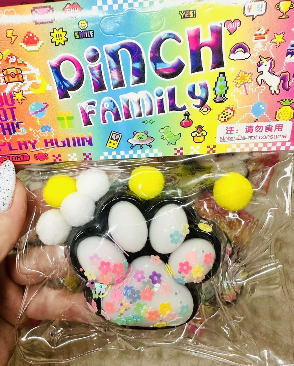 Іграшка-антистрес ОПТОМ Сквіш Котяча Лапка 7 см / Таба лапка м' яка Чорно Фіолетовий М-16, фото 1