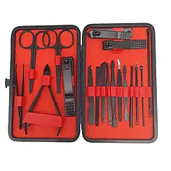 ОЧЕНКА! Манікюрний набір 18 предметів у футлярі (Немає паковання 2125)