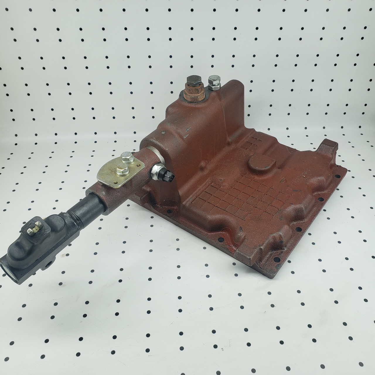 Кришка КПП МТЗ з бічним керуванням 70-1703010-А1 (Оригінал), фото 1