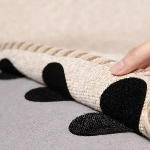 Фіксатор для килимів одеяла коврів для фіксації простирадла та підодіяльника круглий 5 см чорний, фото 1