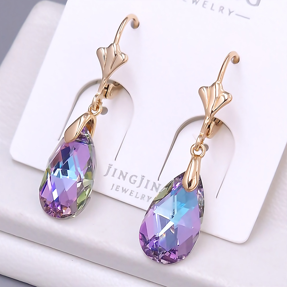 Сережки XР. Позолота 18К. Камені: Swarovski хамелеон. Довжина: 35 мм. Ширина: 10 мм.