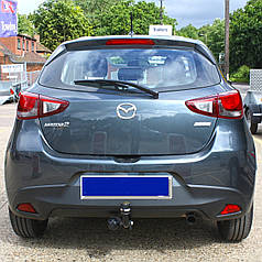 Фаркоп Mazda 2 DJ 2015-2022 (Мазда 2) польський, гак на болтах