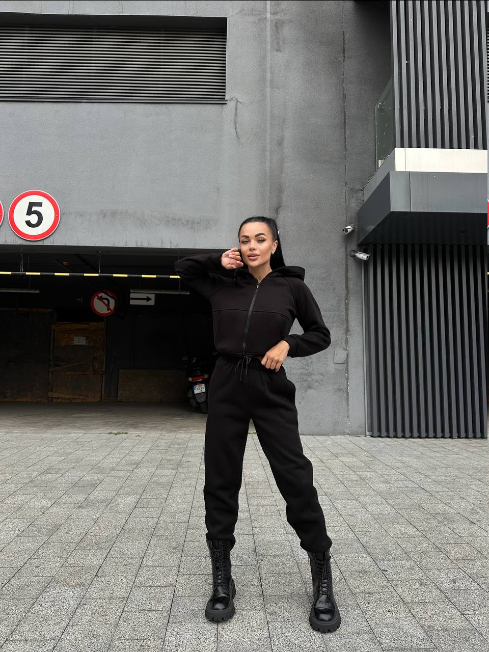 Спортивний костюм із капюшоном, фото 1