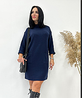 Теплое женское зимнее платье до колена из двухсторонней ангоры бордового цвета