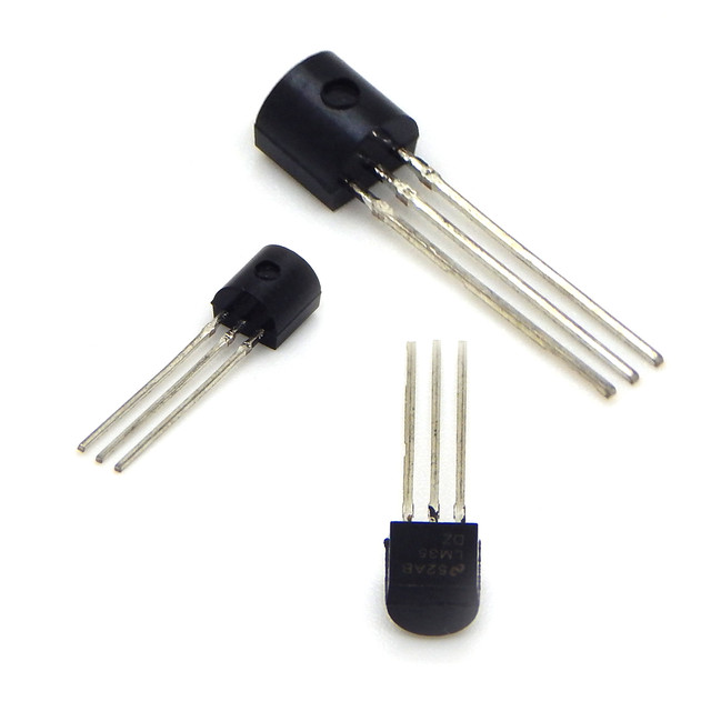 Температурний аналоговий датчик LM35 для Arduino в корпусі TO92 Температурний аналоговий датчик LM35 для Arduino в корпусі TO92