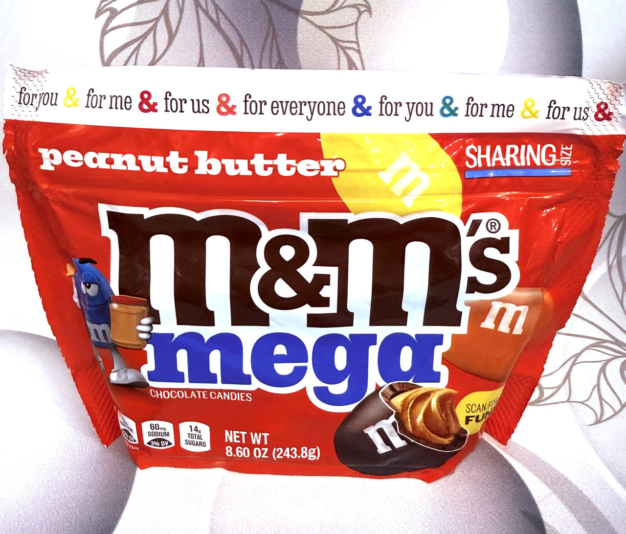 Цукерки мега M&M`s Mega з арахісовою пастою
