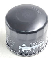 Фільтр масляний, оригінал 1230A153 L200/ COLT