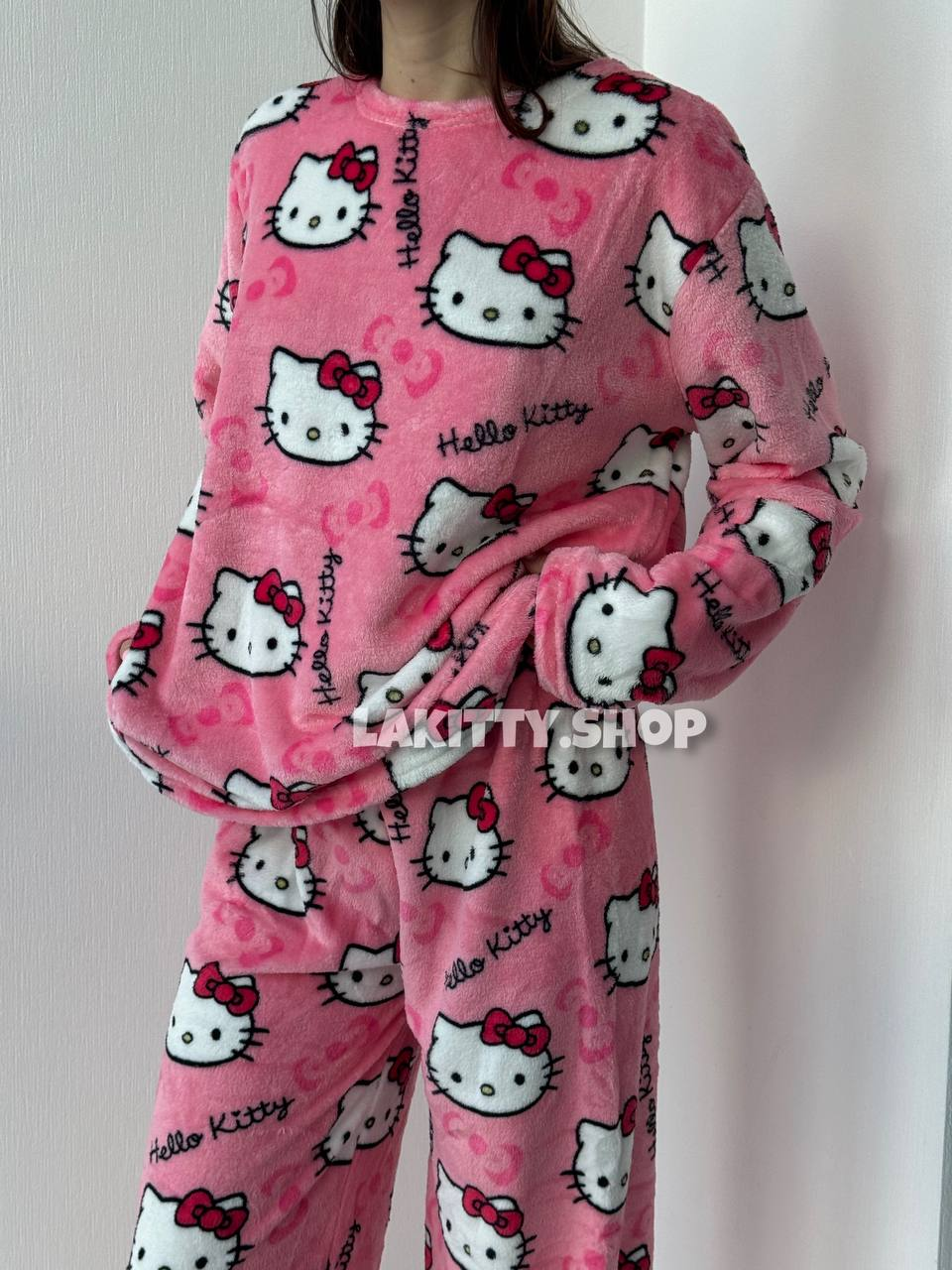 Пухнаста піжама Hello Kitty. Штани + кофта хелоу кіті. Рожева піжама мила та стильна. Плюшеві штани м'які