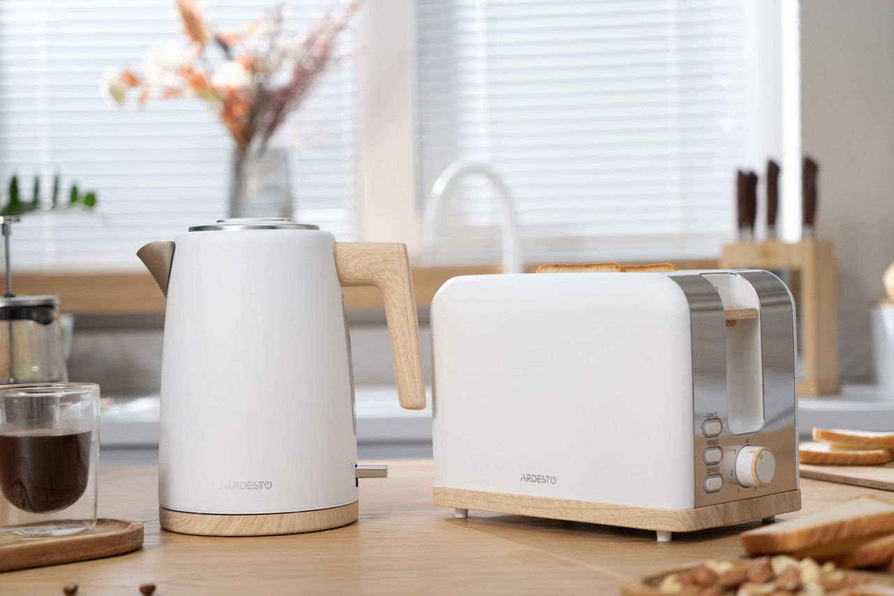 Комплект ARDESTO Тостер + електричний чайник білого кольору