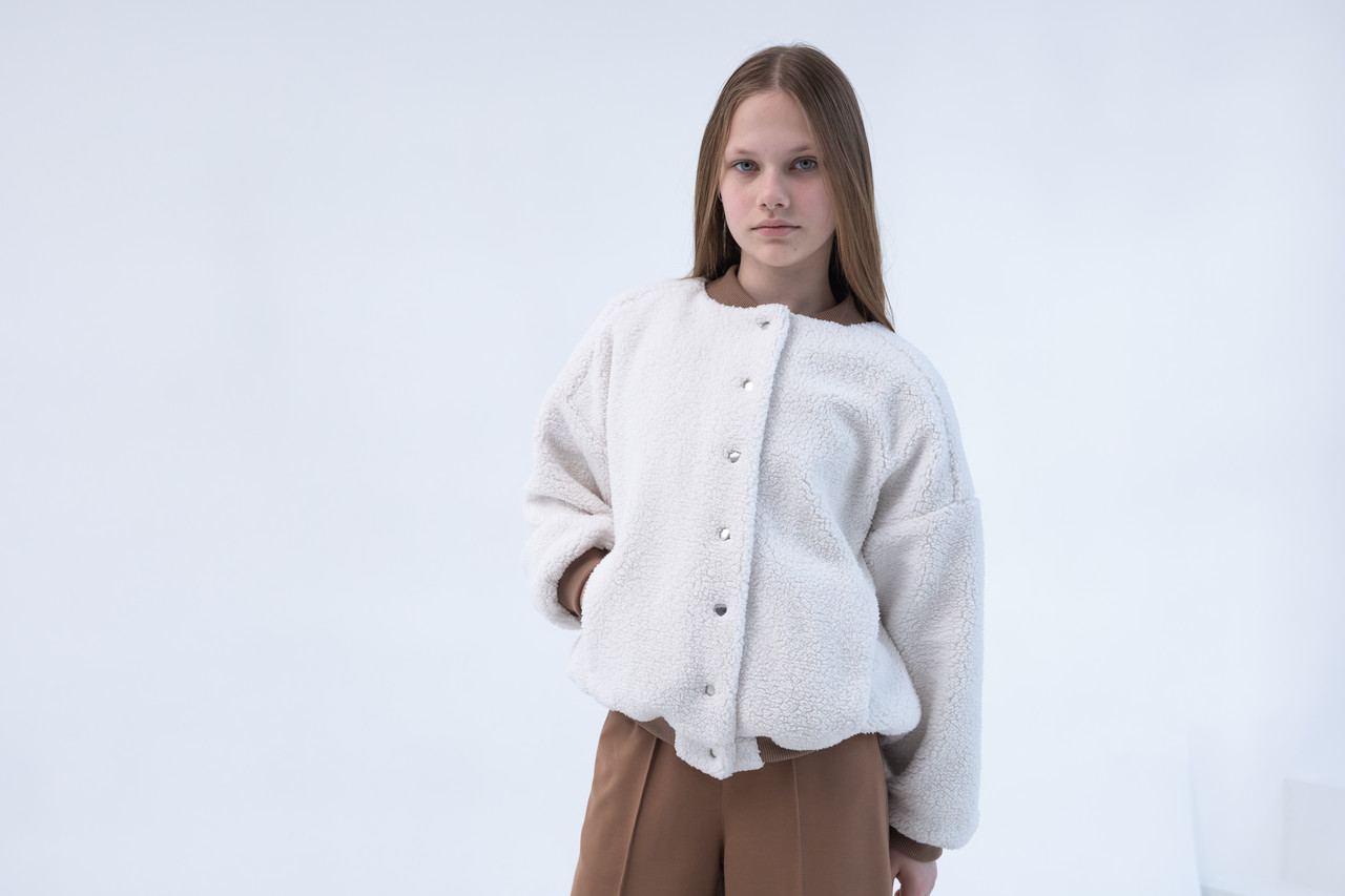 Кофта бомбер тедді на кнопках для дівчинки молочного кольору р. 140-170, фото 1